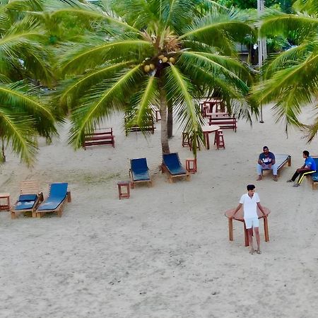 Aqua Marine Beach Hotel Калкуда Экстерьер фото