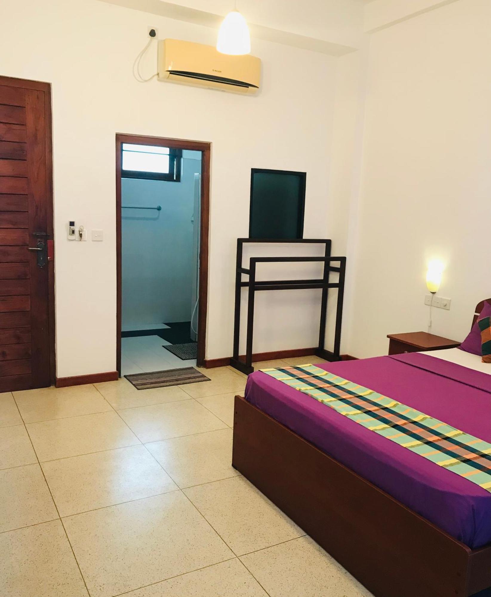 Aqua Marine Beach Hotel Калкуда Экстерьер фото
